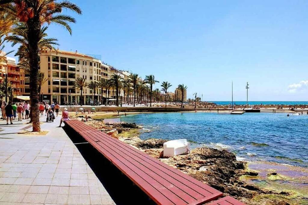 Brilliant Apartment Cibeles Torrevieja Bagian luar foto